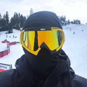 Snowboard/motorcycle Goggles.